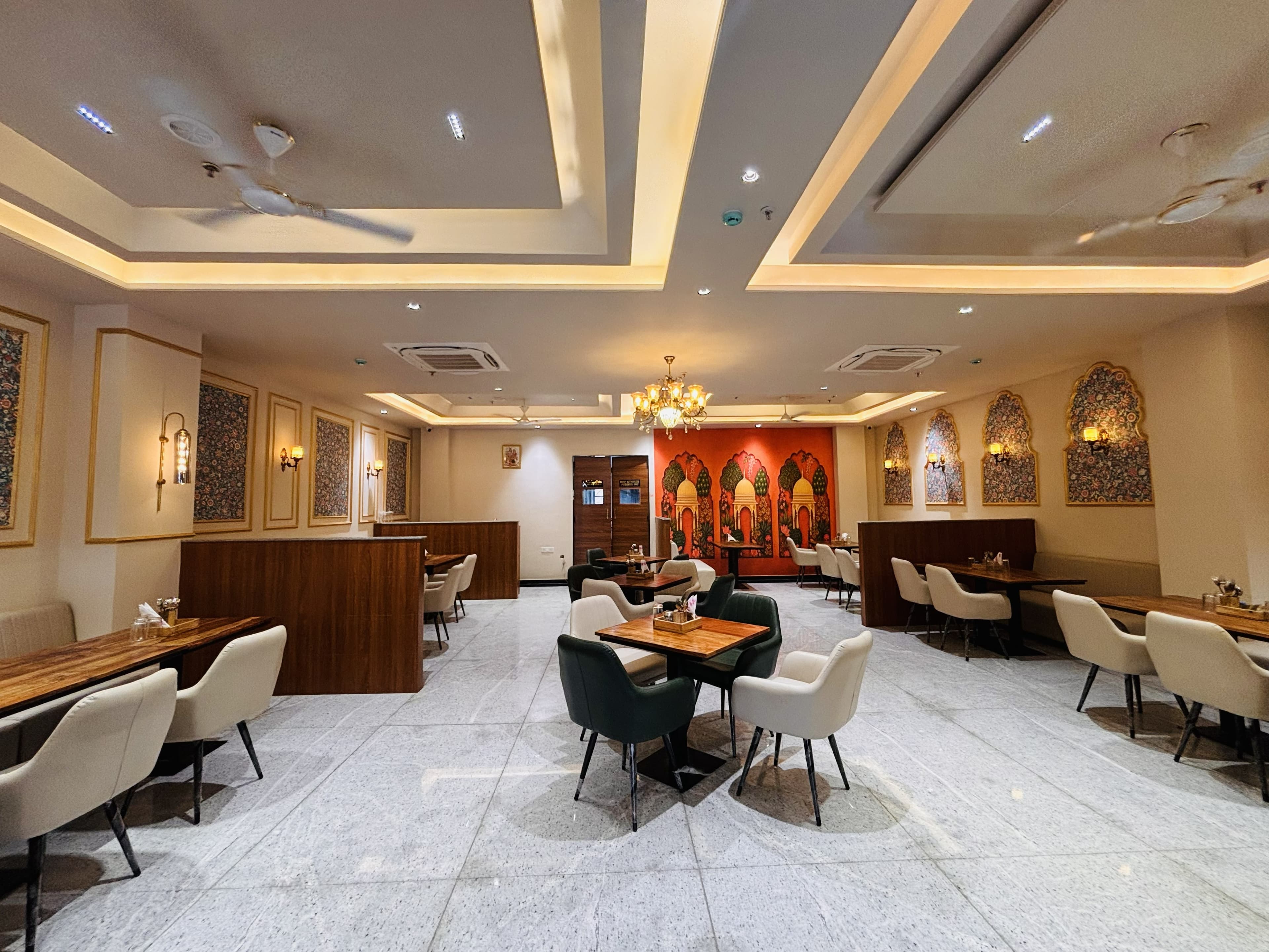 Dining gallery image 4